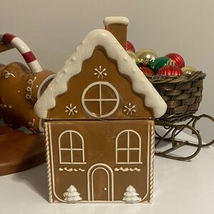 Gingerbread House Cookie Jar